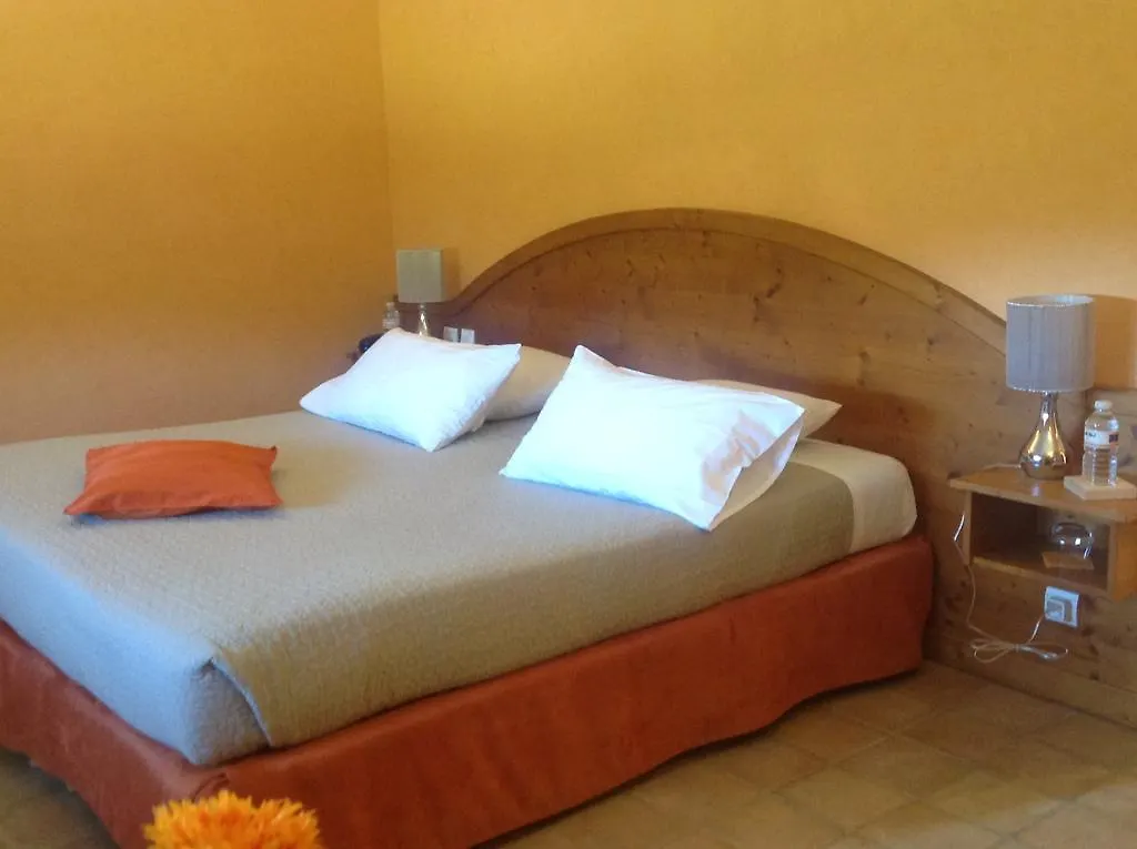Hotel Le Castrum Villeneuve-dʼOlmes