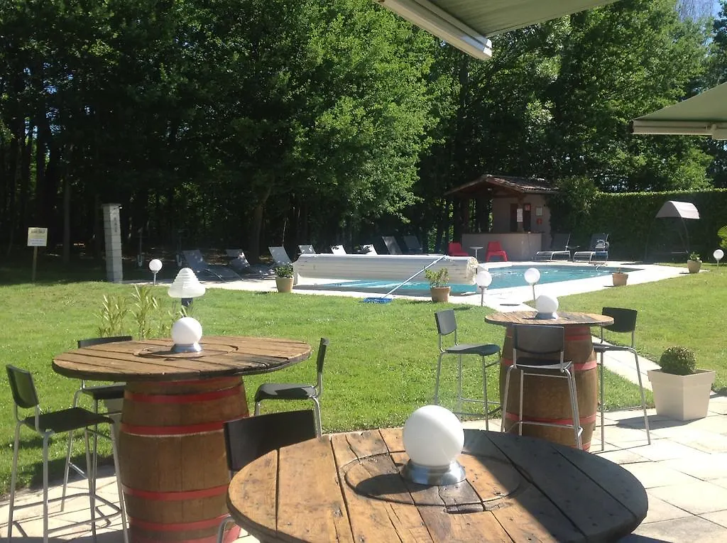 Hotel Le Castrum Villeneuve-dʼOlmes
